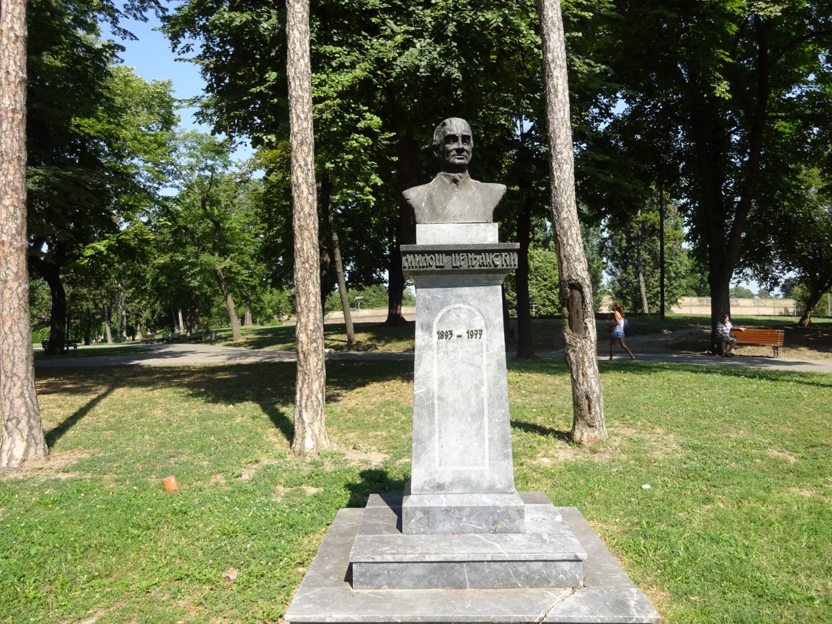 Monument to Miloš Crnjanski at Kalemegdan Park