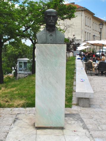 Monument to Mihailo Petrović Alas